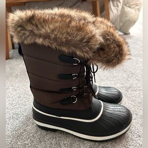 Amazon Brown and Black Faux-Fur Lace-Up Winter Boots